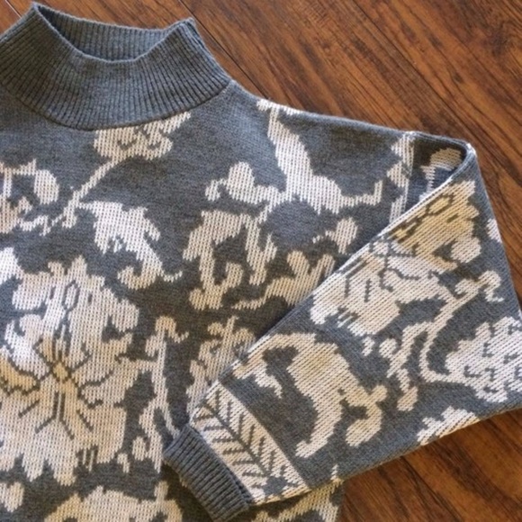 Vintage 90s Kawaii Grunge Oversize Knit Sweater - Picture 6 of 8